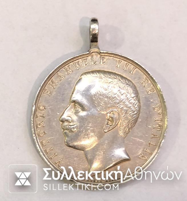 ITALY SILVER MEDAL VITORIO EMANUELE III
